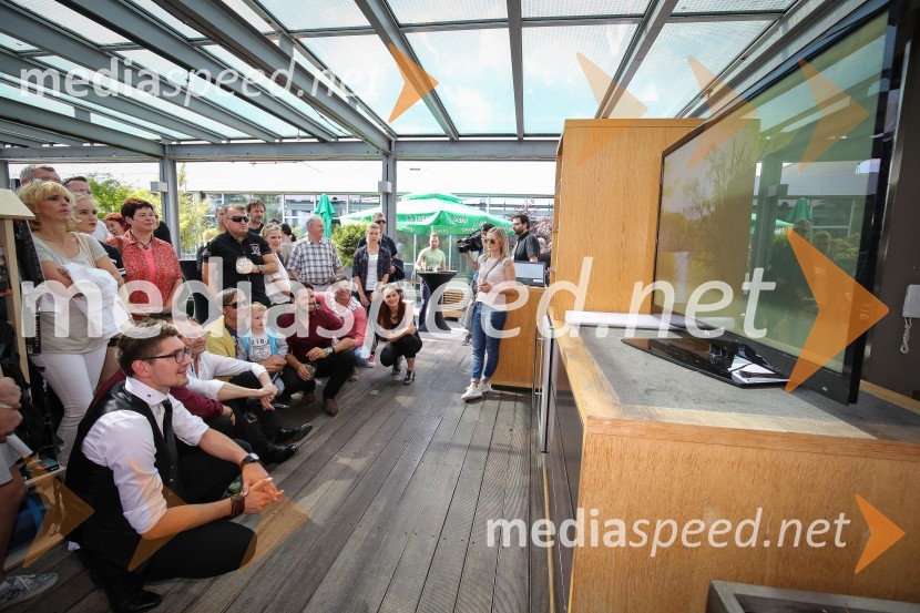 Predstavitev novega videospota skupine Čuki z naslovom RuzakPredstavitev novega člana skupine Čuki, Miha Novak