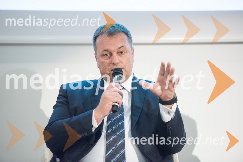  Robert Trnovec, generalni direktor Microsoft SlovenijaUredba o varstvu podatkov, AmCham Fokus