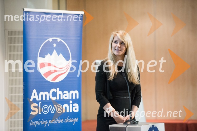  Jasna Kajtazovič, direktorica službe za razvoj in marketing družbe Abanka, d. d.Uredba o varstvu podatkov, AmCham Fokus