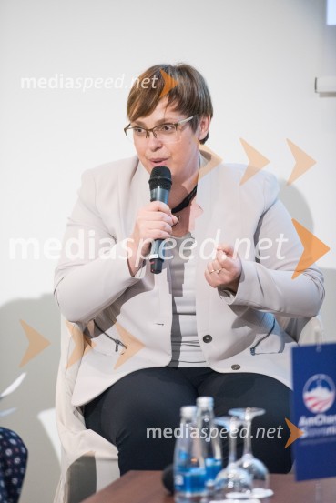  Nataša Pirc Musar, partnerica, direktorica in odvetnica, Pirc Musar odvetniška družbaUredba o varstvu podatkov, AmCham Fokus