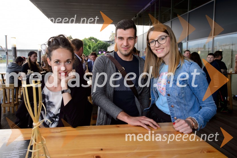  Andreja Breznik, Mediaspeed;  Damijan Ljubec, Mediaspeed;  Petra  Letonja, Mediaspeed d.o.o.Pirati s Karibov otvorili MARIBOX