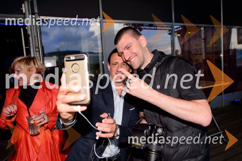  Smiljan Mori, predsednik uprave, Agencija Mori;  Marko Pigac, fotografPirati s Karibov otvorili MARIBOX