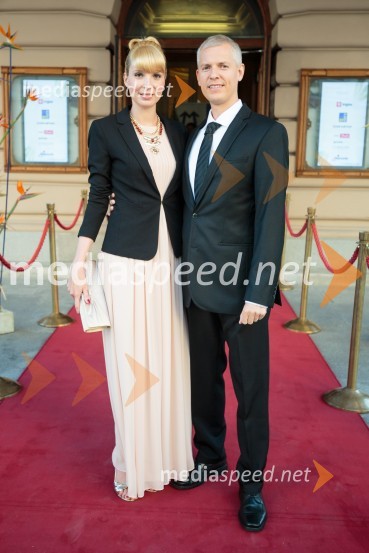  Urška Kragolnik Požru;  Josip Aleksej Požru, detektivManagerski večer v Operi