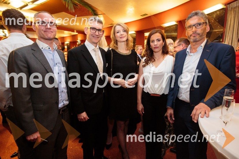  ... ;  Žiga Debeljak, CFO Gorenje ; mag. Metoda Debeljak, direktorica službe za upravljanje z zaposlenimi v Zavarovalnici Triglav, d. d. ;  Milena  Kalaacunn, Hubmedia;  Peter Jacobs, Evropska investicijska bankaManagerski večer v Operi