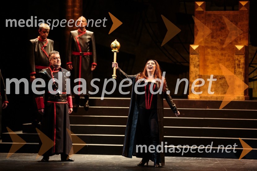  ... ;  Elena Zelenskaya, operna pevkaManagerski večer v Operi