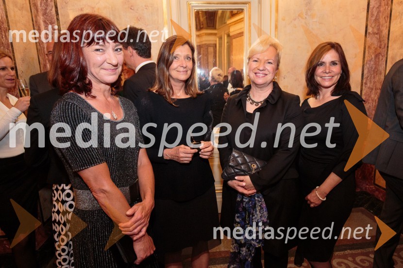  ... ;  ... ;  Sabrina Pečelin, vodja odnosov z javnostmi pri Porsche Slovenija d.o.o.;  ... Managerski večer v Operi