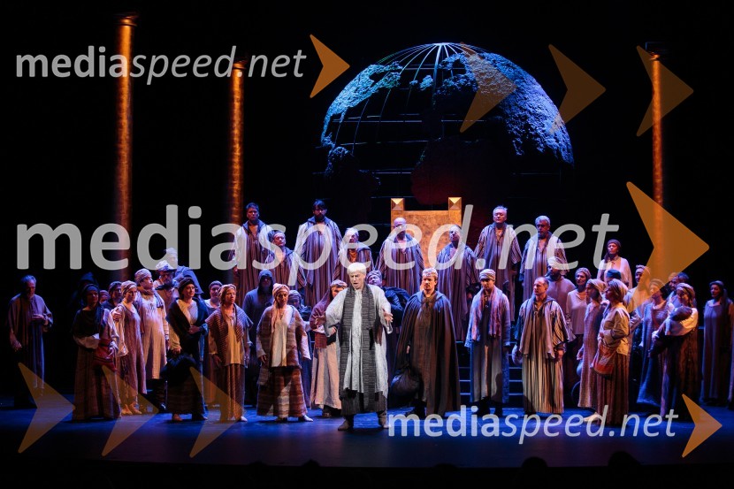  Juan  Vasle,  operni pevecManagerski večer v Operi