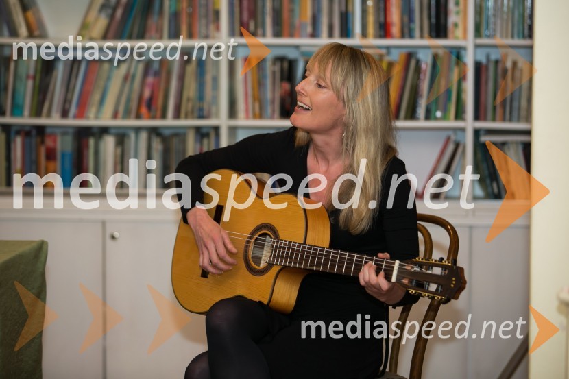  Nika Solce, glasbenicaDesetnico 2017 je prejel Vinko Möderndorfer