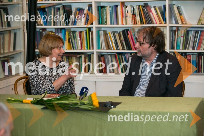 dr. prof. Dragica Haramija, Pedagoška fakulteta, Univerza v Mariboru;  Vinko Möderndorfer, pisatelj, pesnik, režiser, dramatikDesetnico 2017 je prejel Vinko Möderndorfer