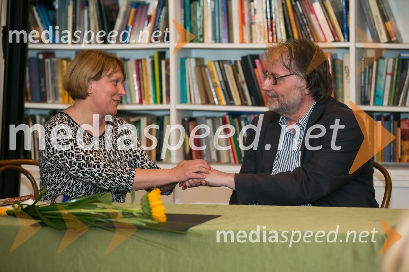 dr. prof. Dragica Haramija, Pedagoška fakulteta, Univerza v Mariboru;  Vinko Möderndorfer, pisatelj, pesnik, režiser, dramatikDesetnico 2017 je prejel Vinko Möderndorfer