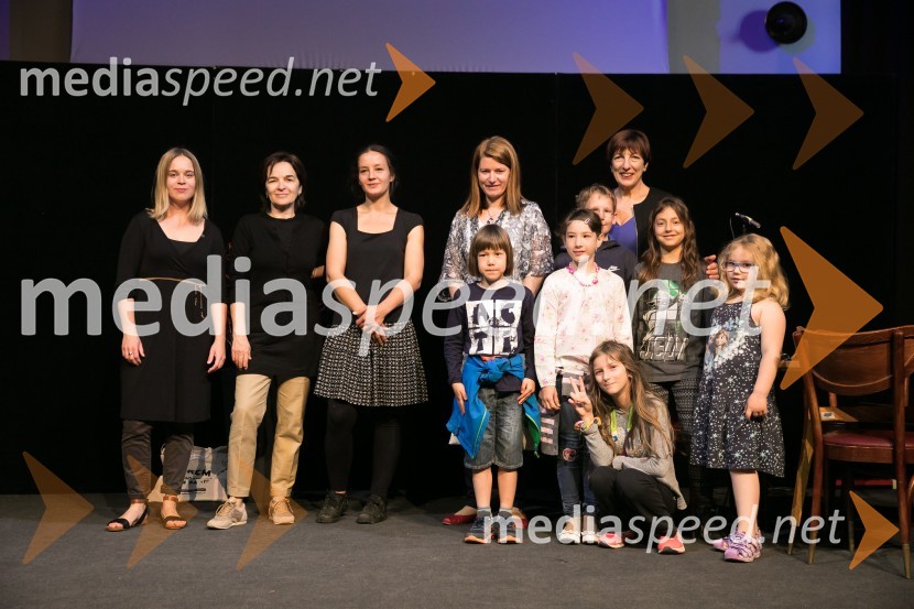  ... ;  ... ;  Nina  Koželj, profesorica likovne umetnosti in vodja festivala LIKfest;  ... ;  Viktorija  Potočnik, direktorica Pionirskega doma2. LIKfest, zaključna prireditev z izdelavo grafike velikanke