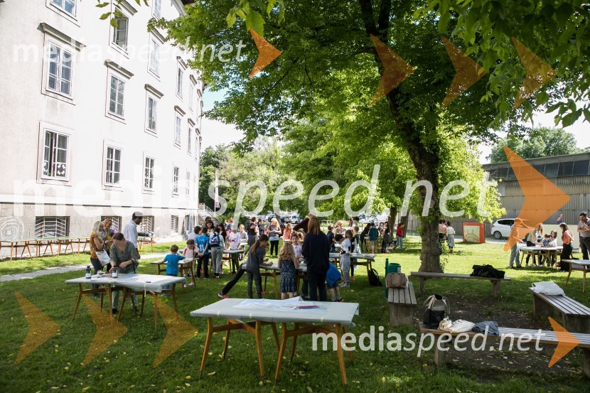 2. LIKfest, zaključna prireditev z izdelavo grafike velikanke2. LIKfest, zaključna prireditev z izdelavo grafike velikanke