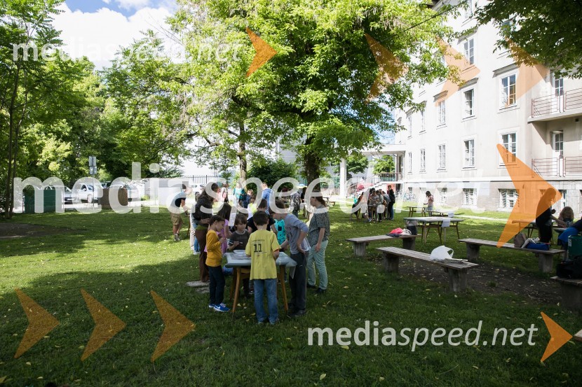 2. LIKfest, zaključna prireditev z izdelavo grafike velikanke2. LIKfest, zaključna prireditev z izdelavo grafike velikanke