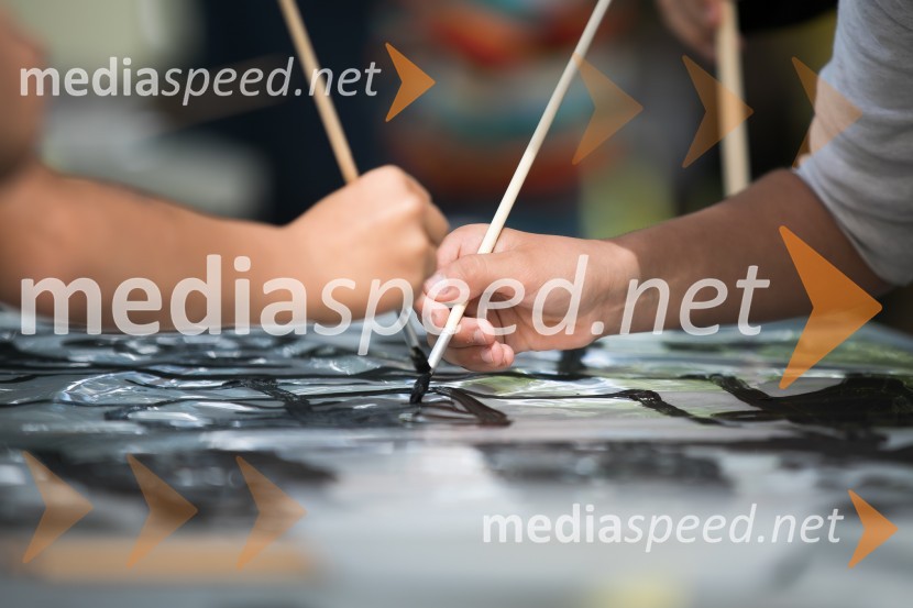 2. LIKfest, zaključna prireditev z izdelavo grafike velikanke2. LIKfest, zaključna prireditev z izdelavo grafike velikanke