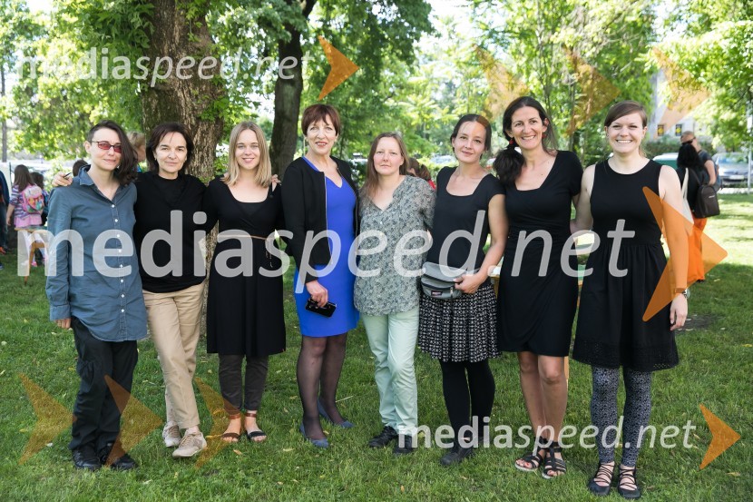  ... ;  ... ;  ... ;  Viktorija  Potočnik, direktorica Pionirskega doma;  ... ;  ... ;  ... ;  ... 2. LIKfest, zaključna prireditev z izdelavo grafike velikanke