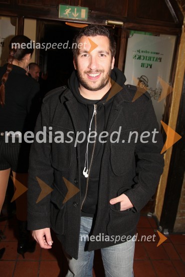 Boštjan Dermol, pevec skupine Nude10. obletnica lokala Patricks Pub