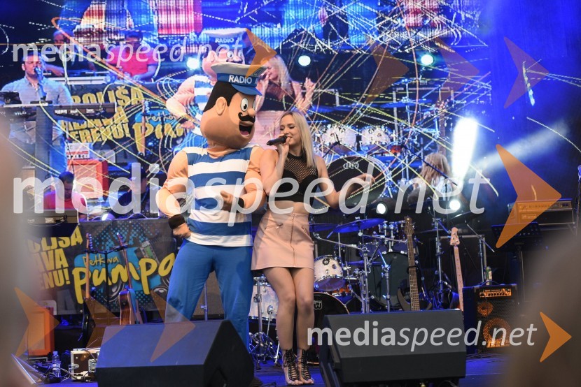  Ines Erbus, pevkaAktualov koncert in največja Roštiljada v Sloveniji