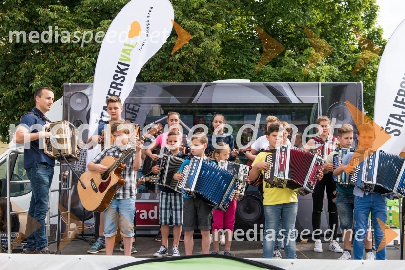 Harmonikarski orkester Simona Plemenitaša1. Afroditin tek