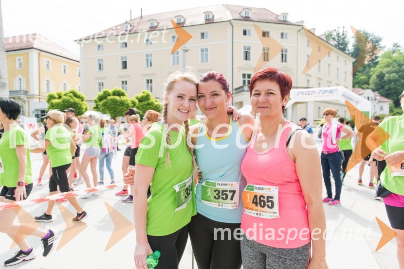  ... ;  Nina  Kozinc;  Irena  Bregar1. Afroditin tek