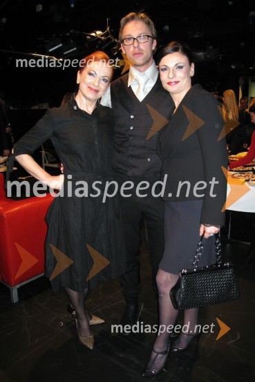 Jožica Avbelj, glavna igralka melodrame Tosca, Matej Filipčič, režiser in scenograf ter in Mirjam Tola, glavna igralka melodrame ToscaPremiera melodrame Tosca