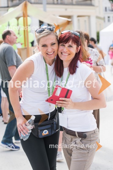  Lidija  Jančič, vodja prireditve in marketinga radia Štajerski val;  Anja  Deučman, urednica informativnega programa radia Štajerski val1. Afroditin tek