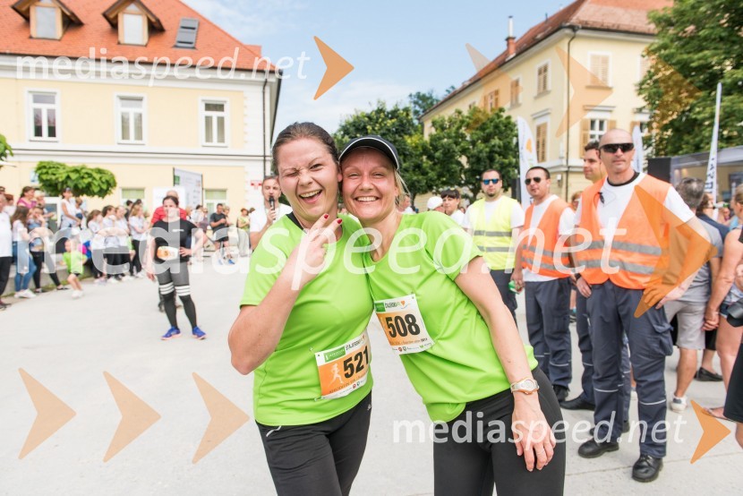  Katarina  Konec;  Urška  Jazbec1. Afroditin tek