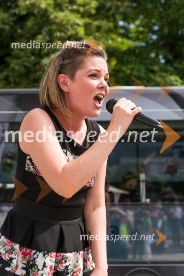  Jana Šušteršič, pevka, zmagovalka šova Slovenija ima talent 20141. Afroditin tek