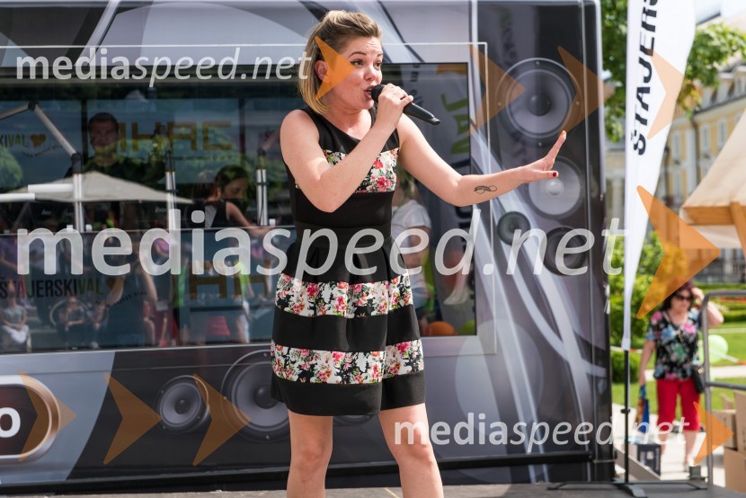  Jana Šušteršič, pevka, zmagovalka šova Slovenija ima talent 20141. Afroditin tek