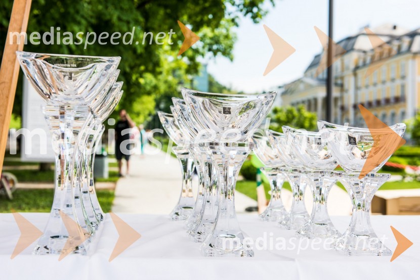 1. Afroditin tek1. Afroditin tek