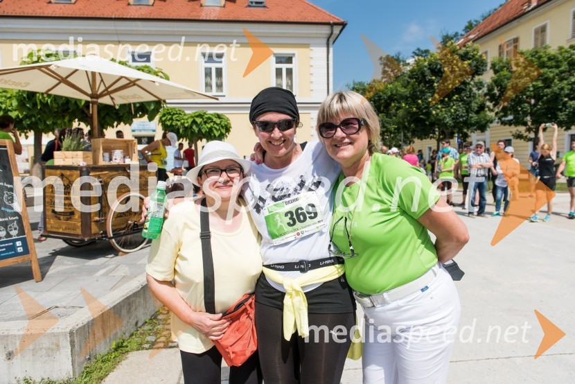  ... ;  Jelica  Lukić;  Danica Zorin Mijošek, direktorica in ustanoviteljica podjetja Kozmetika Afrodita1. Afroditin tek