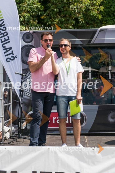  Roman  Moškotevc, direktor Radio Štajerski val;  Kristijan  Šmid, radijski voditelj, Štajerski val1. Afroditin tek