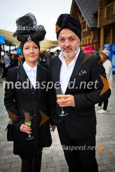  Nina  Žnideršič, fotografinja;  Milan Gačanovič - Gacho, oblikovalecZvezde pod klobuki 2017