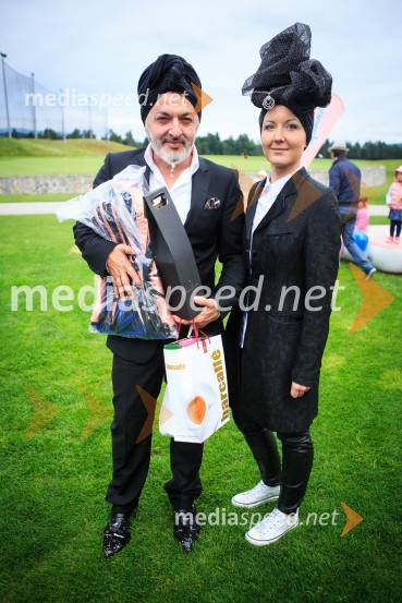  Milan Gačanovič - Gacho, oblikovalec;  Nina  Žnideršič, fotografinjaZvezde pod klobuki 2017