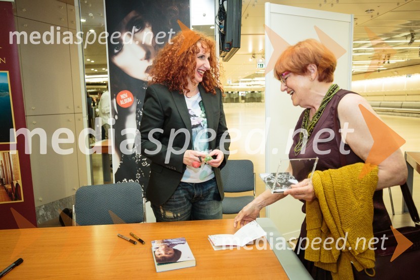  Vita Mavrič, šansonjerka;  ... Vita Mavrič, Veliki koncert šansonov