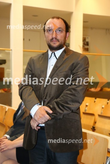 dr. Robert Hauko, Fakulteta za naravoslovje in matematiko, Univerza v MariboruPromocija doktorjev znanosti na UM, junij 2017