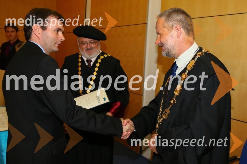 dr. Gregor Donaj, Fakulteta za elektrotehniko, računalništvo in informatiko, Univerza v Mariboru; prof. dr. Igor Tičar, rektor, Univerza v Mariboru; prof. dr. Borut  Žalik, dekan, Fakulteta za elektrotehniko, računalništvo in informatiko, Univerza v MariboruPromocija doktorjev znanosti na UM, junij 2017
