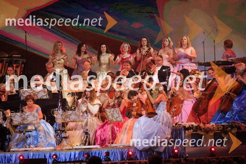 Orkester Johanna StraussaAndre Rieu, koncert priznanega violinista