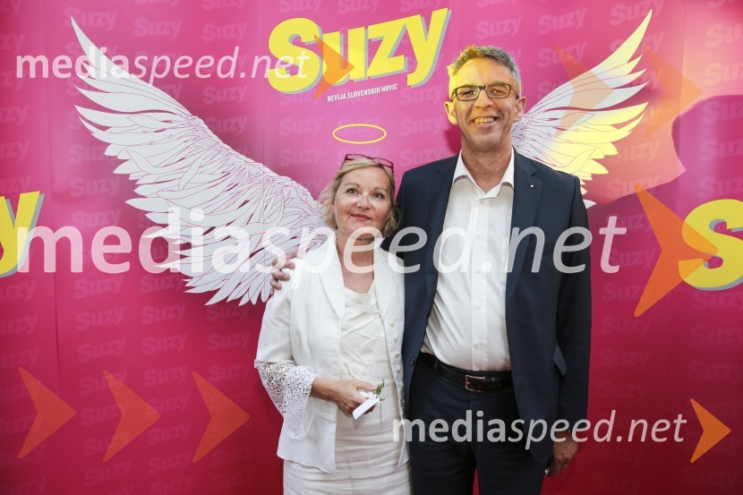  Mihela Kren;  Andrej  Kren, predsednik uprave FMR d.d.VIP druženje pod zvezdami  z revijo Suzy