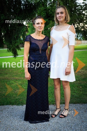  Spomenka Valušnik, društvo Vesele nogice;  ... Kresna noč 2017