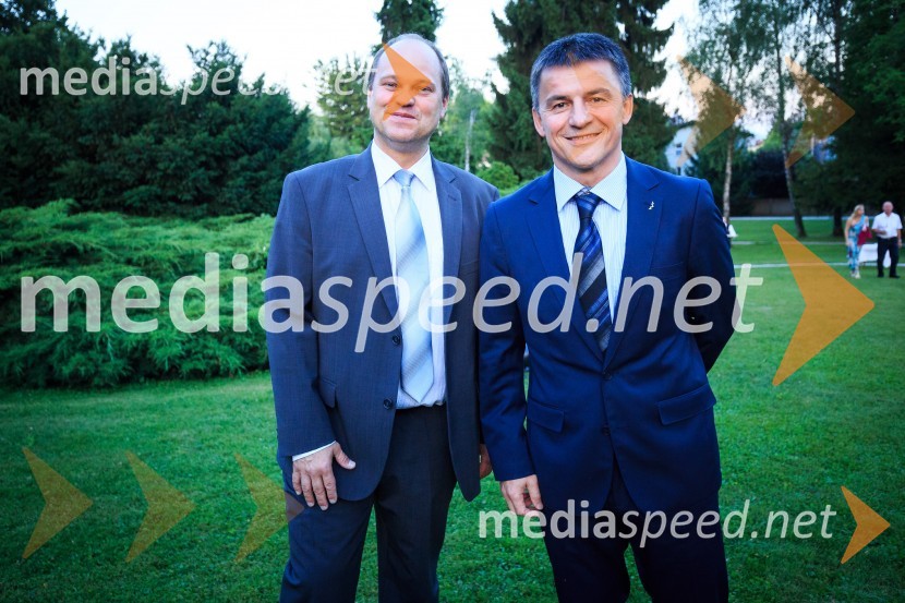  Aleš Šolar;  mag. Janez Sodržnik, prvi podpredsednik Fundacije Olimpijskega komiteja-Združenja športnih zvez za podporo športnikom iz socialno šibkih okolijKresna noč 2017