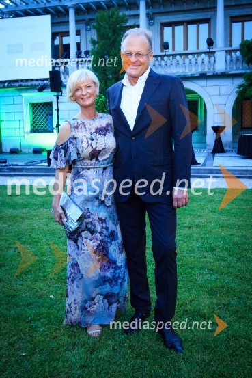  Sonja Poljanšek Škrabec, lastnica Welness centra Sunny;  Janez  Škrabec, direktor Riko d.o.o., predsednik Slovensko-ruskega poslovnega sveta, častni konzul BelorusijeKresna noč 2017