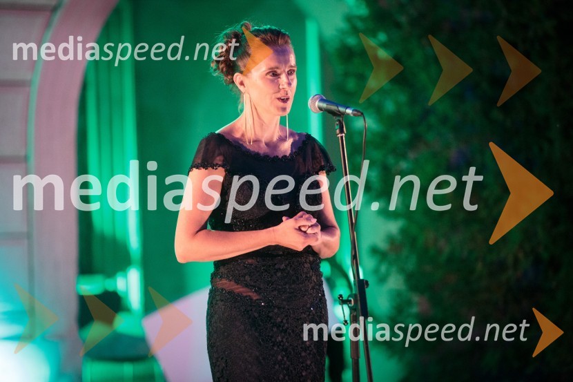  Spomenka Valušnik, društvo Vesele nogiceKresna noč 2017