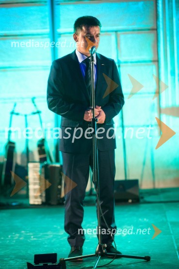  mag. Janez Sodržnik, prvi podpredsednik Fundacije Olimpijskega komiteja-Združenja športnih zvez za podporo športnikom iz socialno šibkih okolijKresna noč 2017