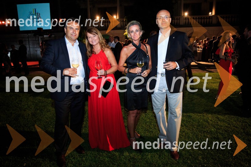  Rajko Novak, direktor, Oracle Slovenija;  Mirjam Novak, direktorica, Novakeramika d.o.o.;  Mojca  Javh, član, Lions klub Ljubljana Iliria;  Borut Grmšek, član, Lions klub Ljubljana IliriaKresna noč 2017