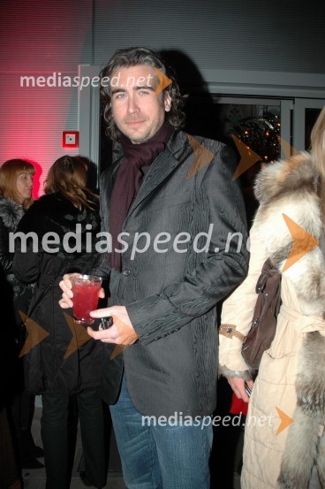 Jan Plestenjak, pevecZabava revije Cosmopolitan