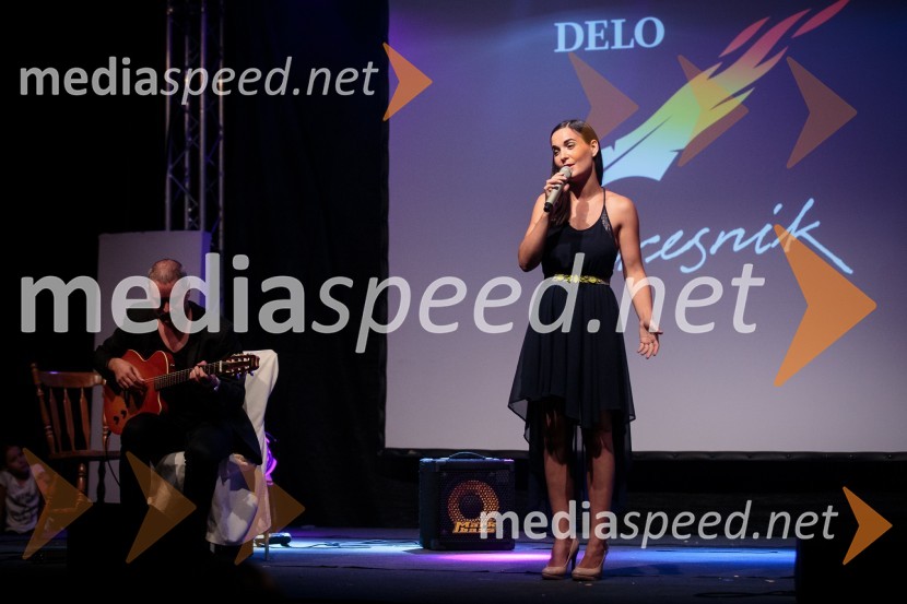  Nina Strnad, pevkaDobitnik Delove nagrade kresnik 2017 je Goran Vojnović