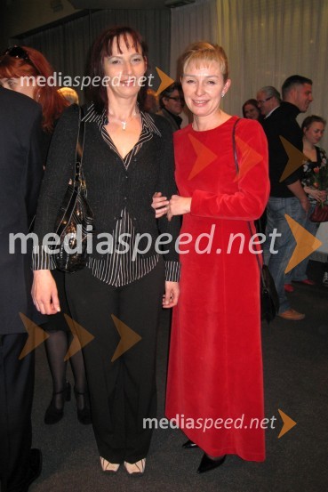 Majda, spremljevalka Demetra Bitenca in Teja Valič, poslovna sekretarka SNG Opera in balet LjubljanaPremiera drame Lahka konjenica v MGL