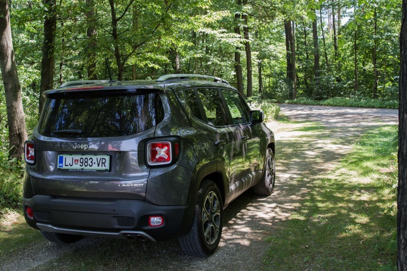 Jeep Renegade 1.6 Multijet 16v TCT LimitedJeep Renegade 1.6 Multijet 16v TCT Limited, mediaspeed test