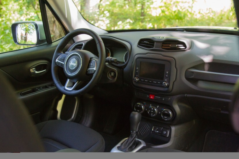 Jeep Renegade 1.6 Multijet 16v TCT Limited, moderna robatostJeep Renegade 1.6 Multijet 16v TCT Limited, mediaspeed test