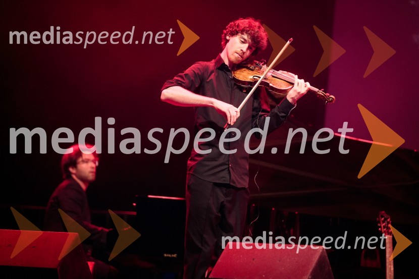  Jan Sever, pianist;  Dejan Gregorič, violinistMarko Hatlak,  FUNtango in Iztok Mlakar, koncert